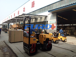 今日福瑞得微動態(tài)--福瑞得機械小型壓路機發(fā)往北京、福建等地
