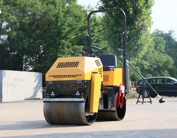 小型壓路機(jī)如何散熱呢？